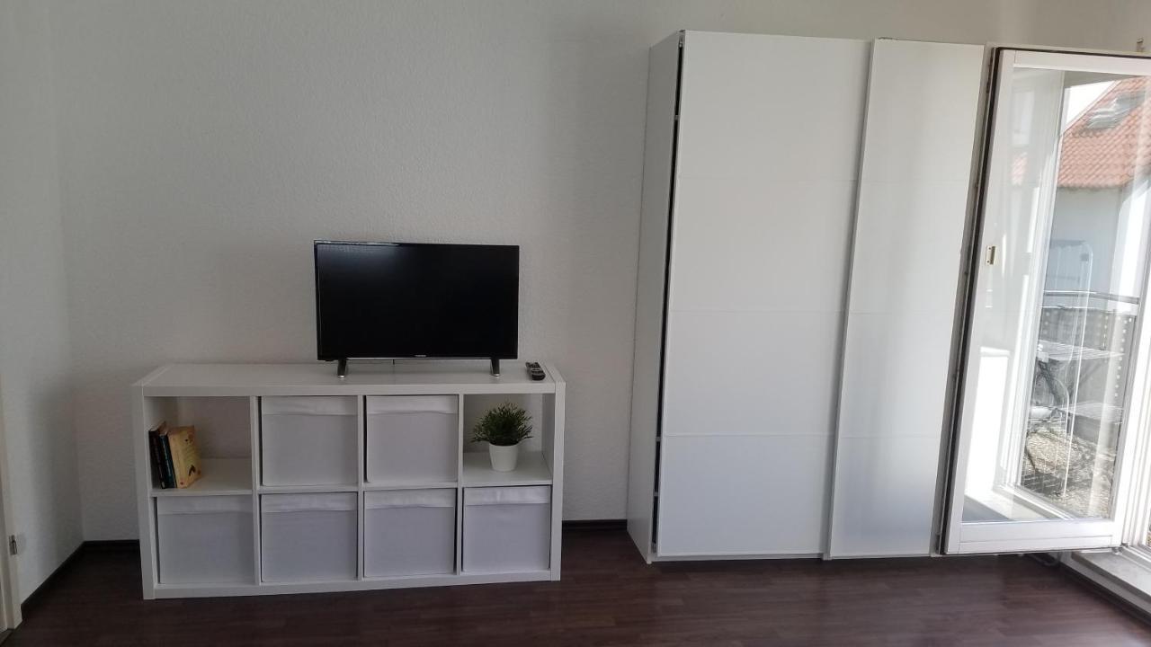 Ferien- Und Businessapartment I Modern Mit Wlan Und Parkplatz Nahe Zentrum, Automobil- Und Tech-Firmen, Messe Реннинген Экстерьер фото